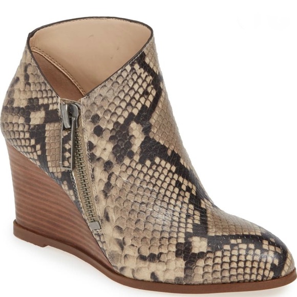 1. State Shoes - NWOT 1.State Kaleb Snakeskin Bootie